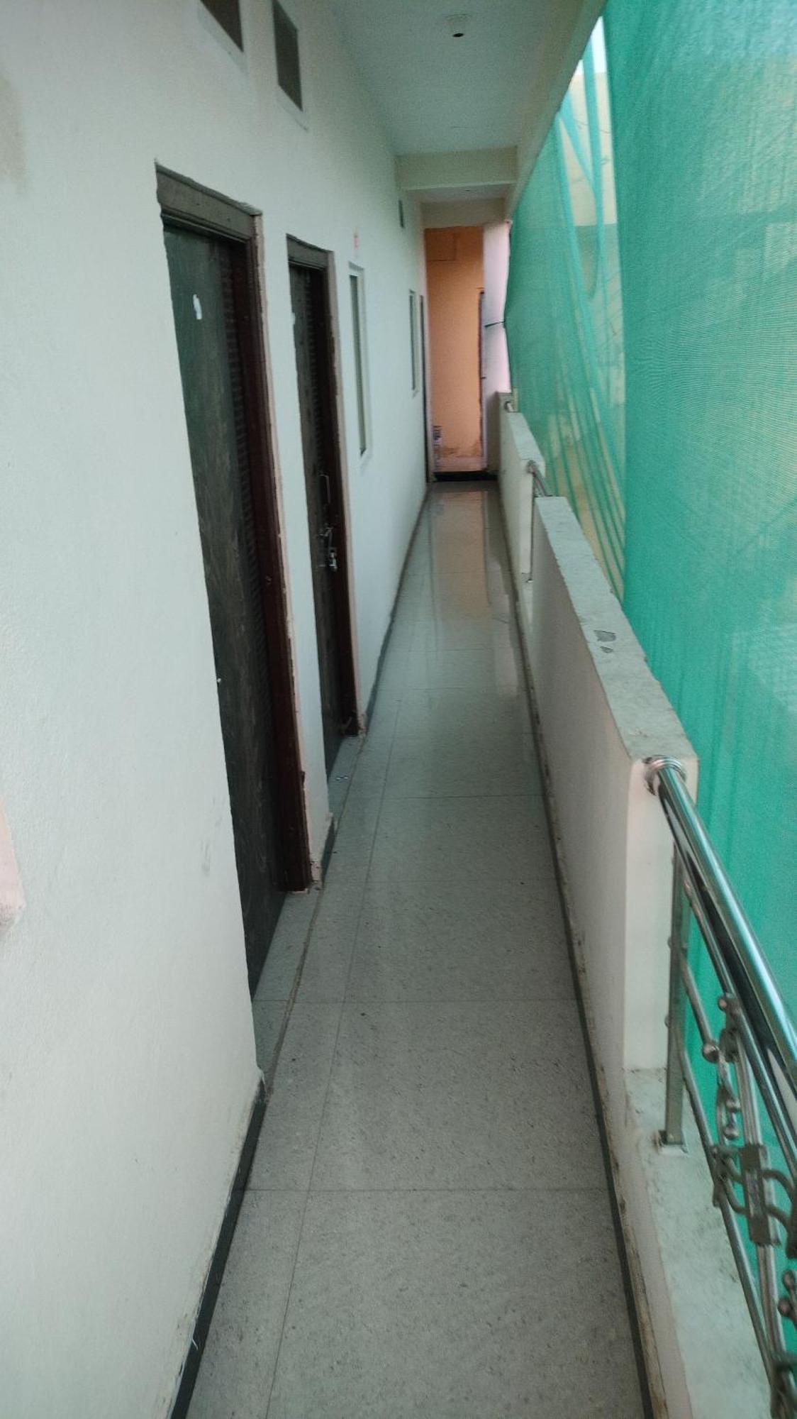 Kailash Kuti Guest House Ujjain Buitenkant foto