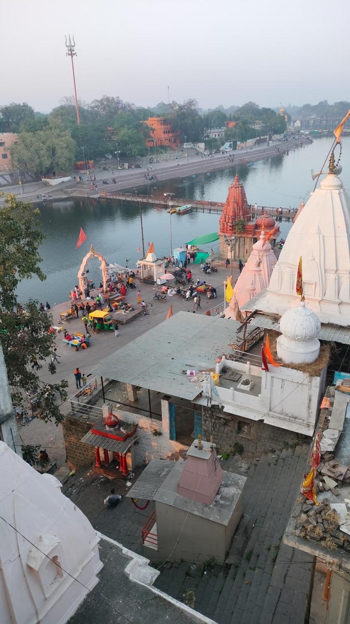 Kailash Kuti Guest House Ujjain Buitenkant foto