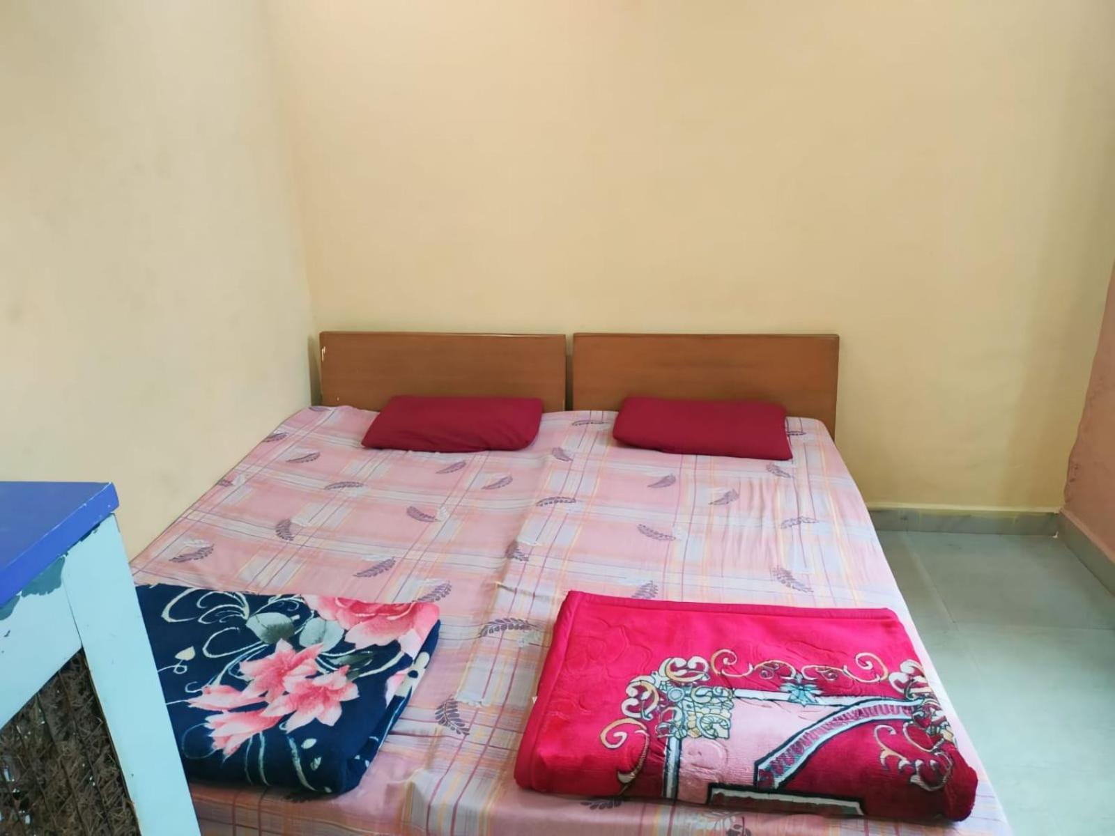 Kailash Kuti Guest House Ujjain Buitenkant foto